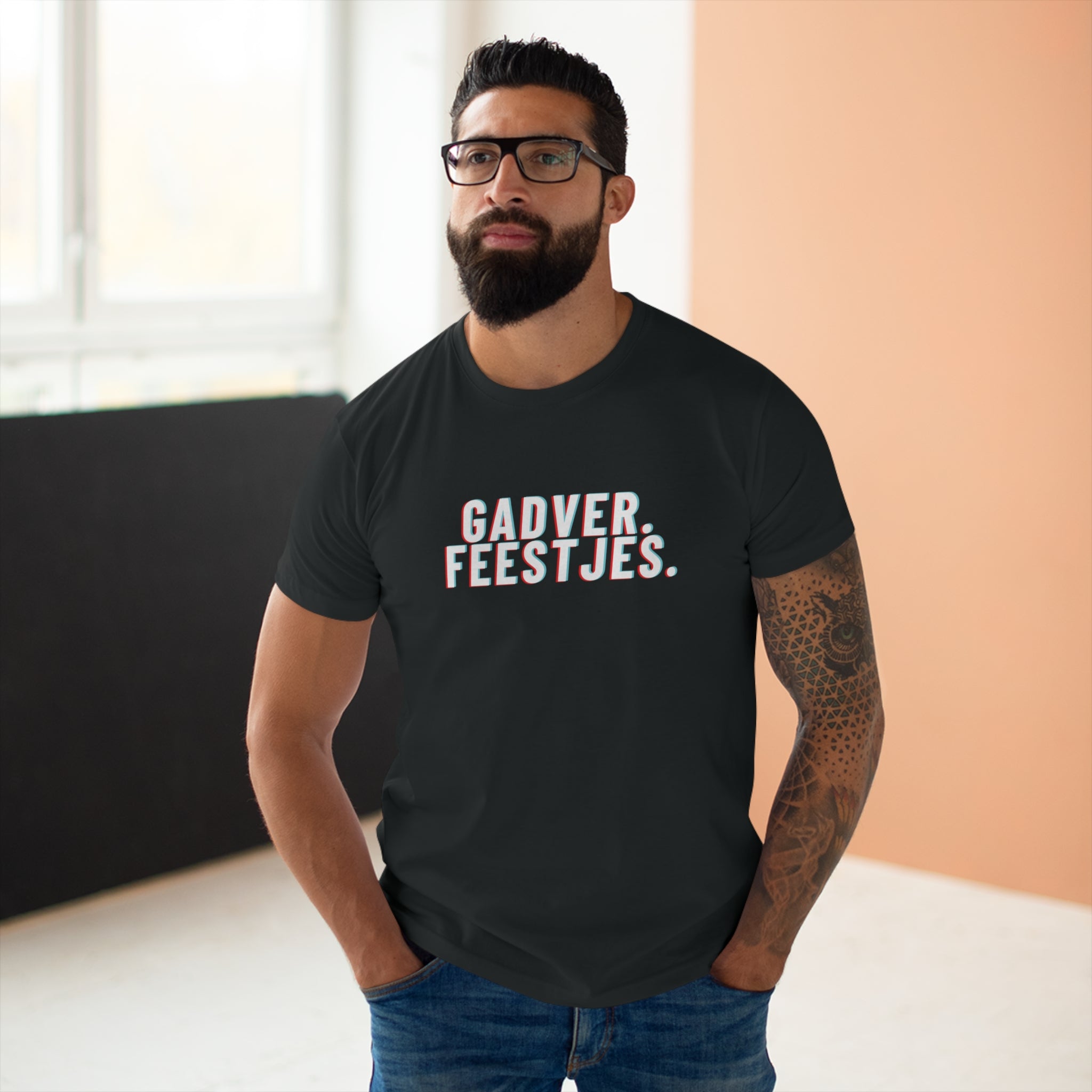 "Gadver. Feestjes." T-shirt. Heren - Zwart